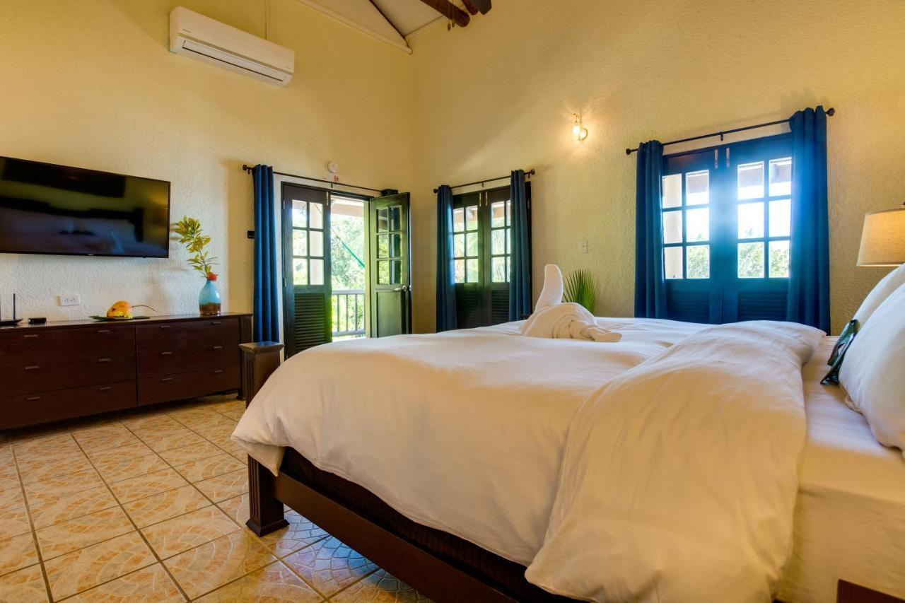 Mariposa Belize Beach Resort Placencia Экстерьер фото