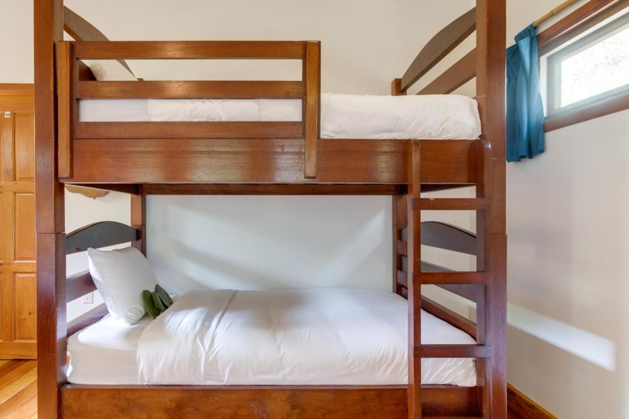 Mariposa Belize Beach Resort Placencia Экстерьер фото
